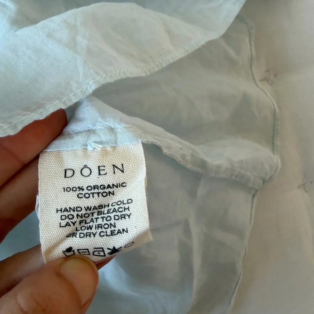 Doen NWT Medium Henri Ruffle Cotton Blouse in Alice Blue - Picture 12 of 14